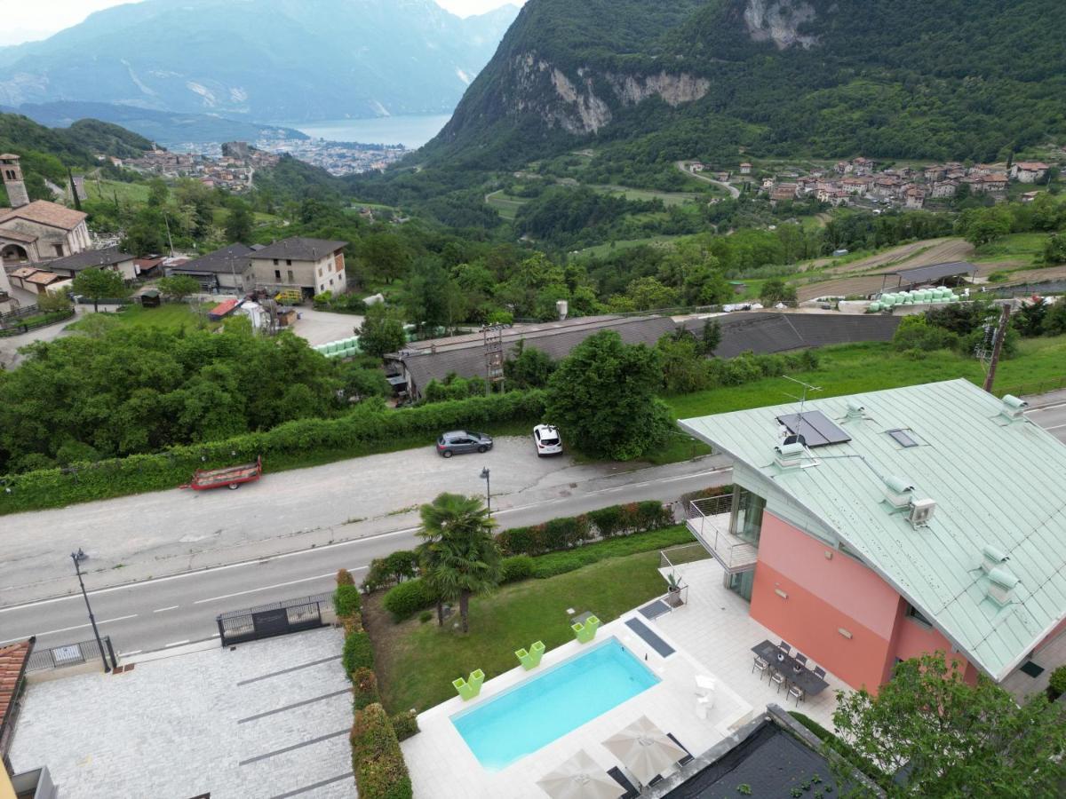 Villa Bellavista Tenno Exteriör bild